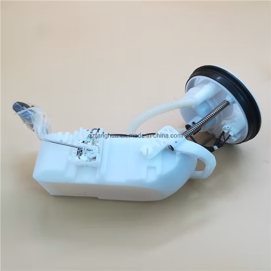 Assemblage de pompe à carburant OEM 31110-2f000 pour Cerato Hatchback 2.0 2004-2009
